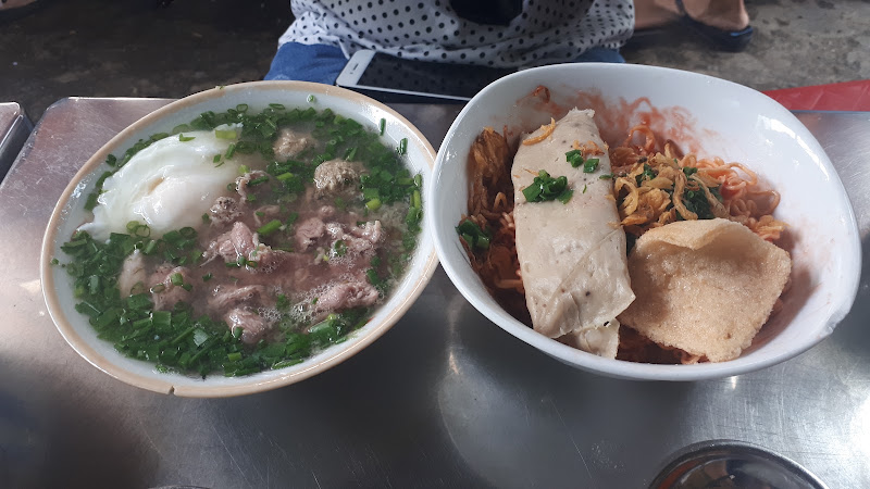 Bún nước Cô Sáu