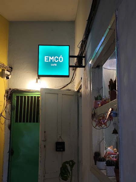 Em có cafe