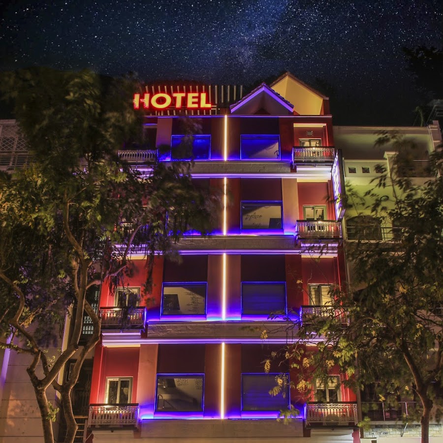 EROS Hotel 1