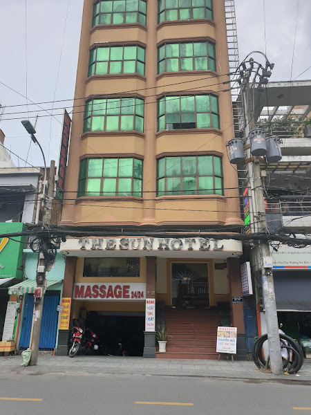 Khách sạn Mặt Trời