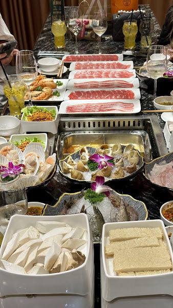 Lẩu Bò Triều Châu Ông Sủi