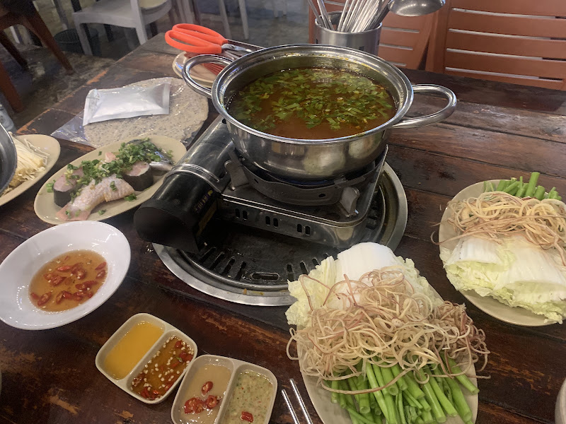 Lẩu nhúng NHÀ NGÔ