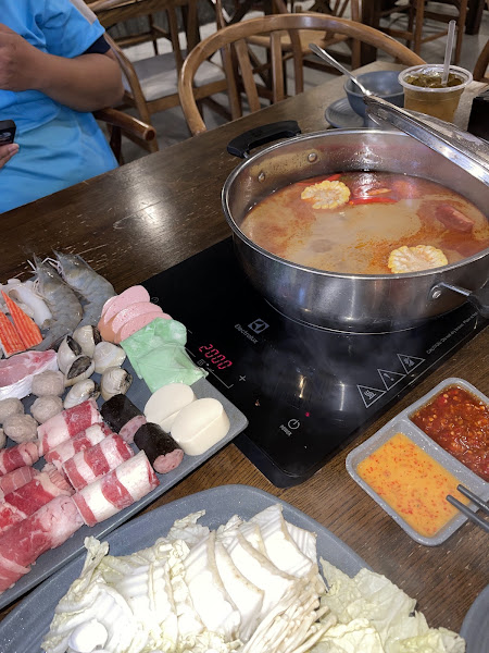 Lẩu Nướng Nhà Mít