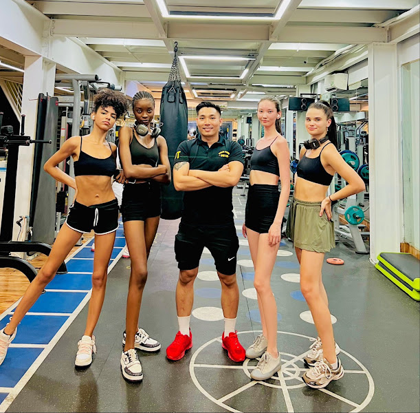 Phòng gym Ultimate Traning