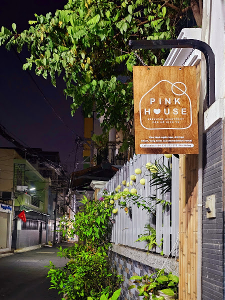 Pink House - Dịch vụ lưu trú trung tâm (Serviced apartment)