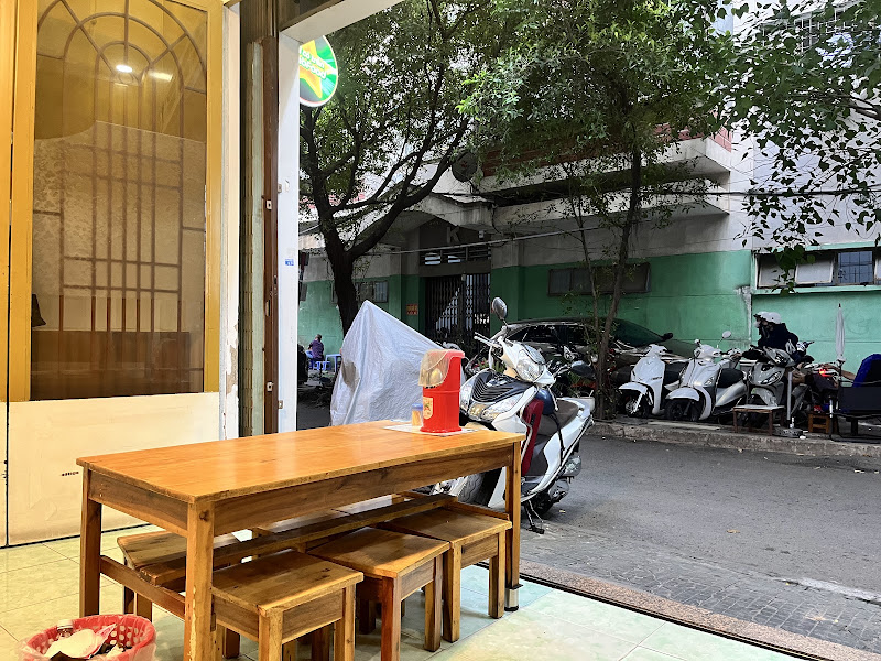 Quán Ăn Huế 3 Mẹt: Bánh Bèo Nậm Lọc, Cơm Bún Hến, Hến Xúc Bánh Đa, Nem Chả Huế