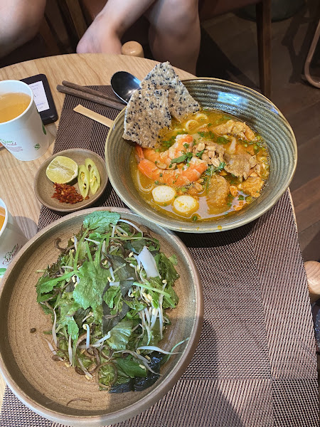 Sân Ga Cafe & Dining
